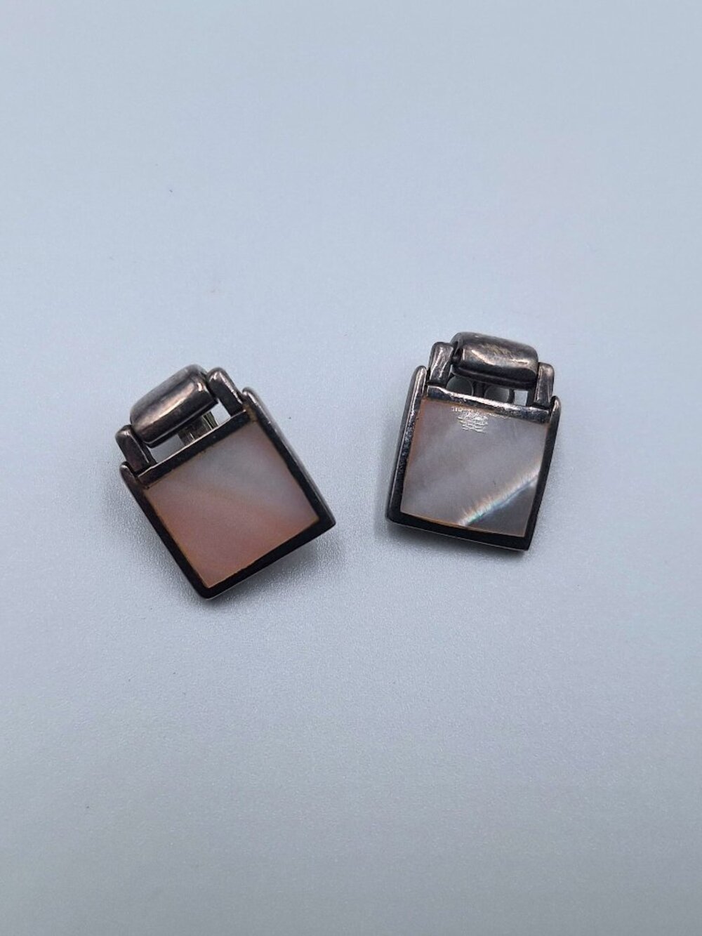 Vintage Sterling Silver Mother of Pearl Modernist Post Earrings Thailand